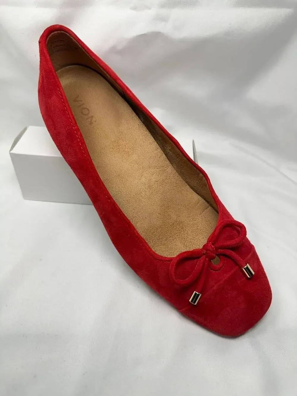 Vionic Klara Women's Size 9 M Casual Red Suede Flats Shoes With Bow - Picture 1 of 9
